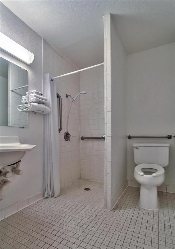 Hotel 6-phoenix, Az - East Phoenix
